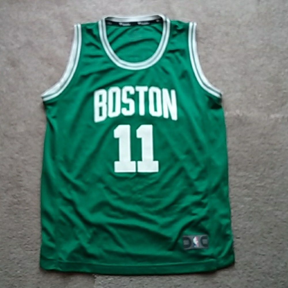 Kyrie Irving Celtics jersey